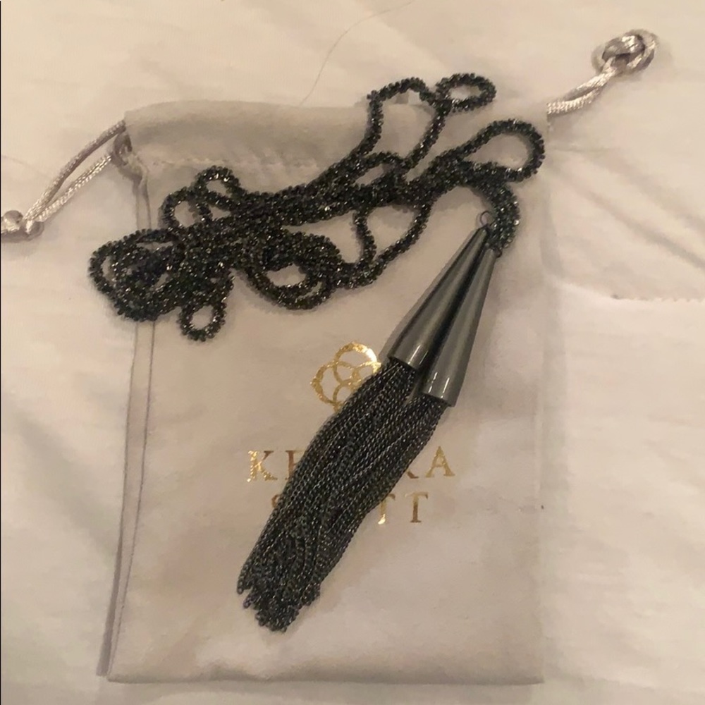 Kendra Scott Phara necklace | Gunmetal